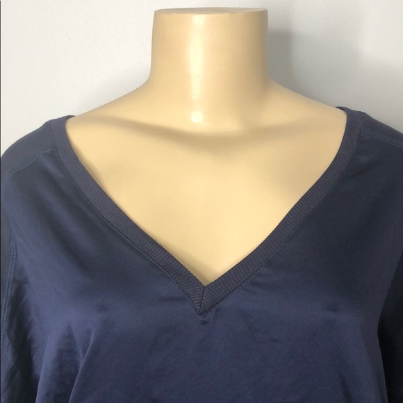 Donna Karan Active 3/4 sleeve sweater blouse - Picture 2 of 7